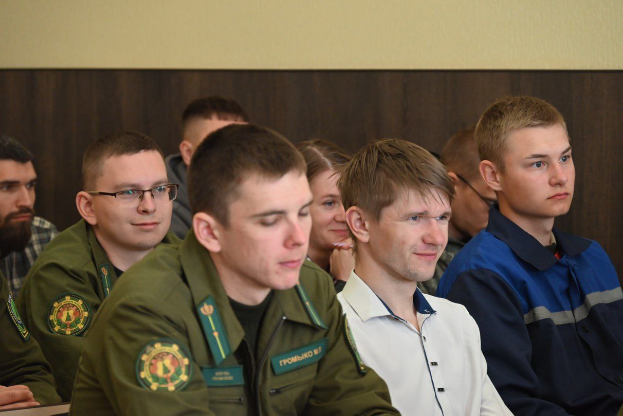 Встреча председателя райисполкома с молодёжью
